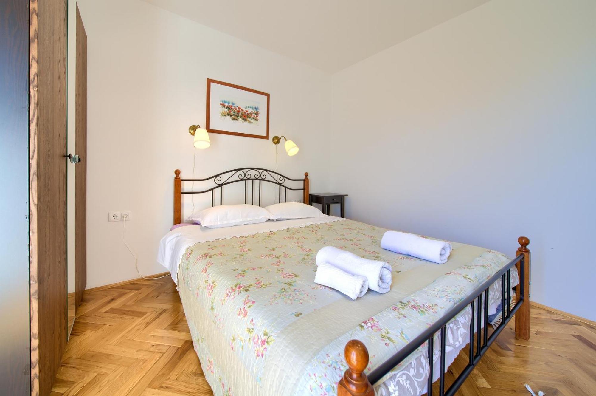 Apartments Rose Krk Town Exterior photo
