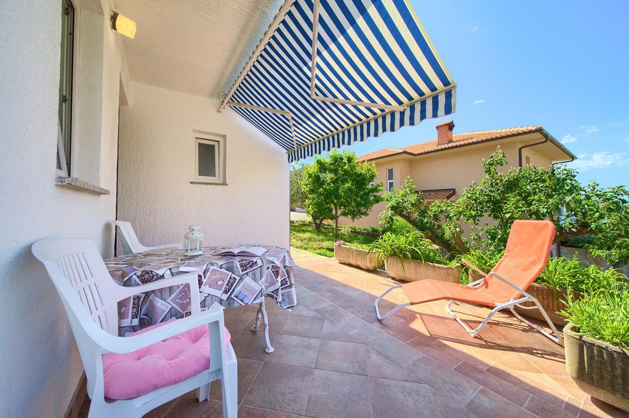 Apartments Rose Krk Town Exterior photo